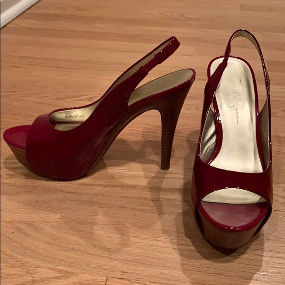 Jessica Simpson Shoes - Jessica Simpson chili patent size 8!